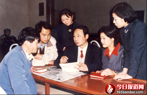 這樣執(zhí)著究竟為什么？（下）8695.png